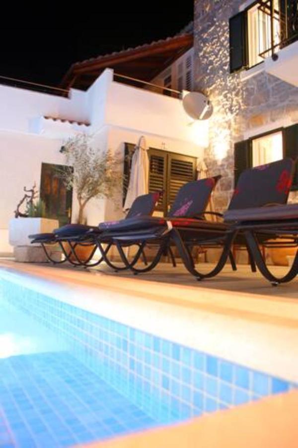 Villa Filipetti With Heated Pool Makarska Exterior foto