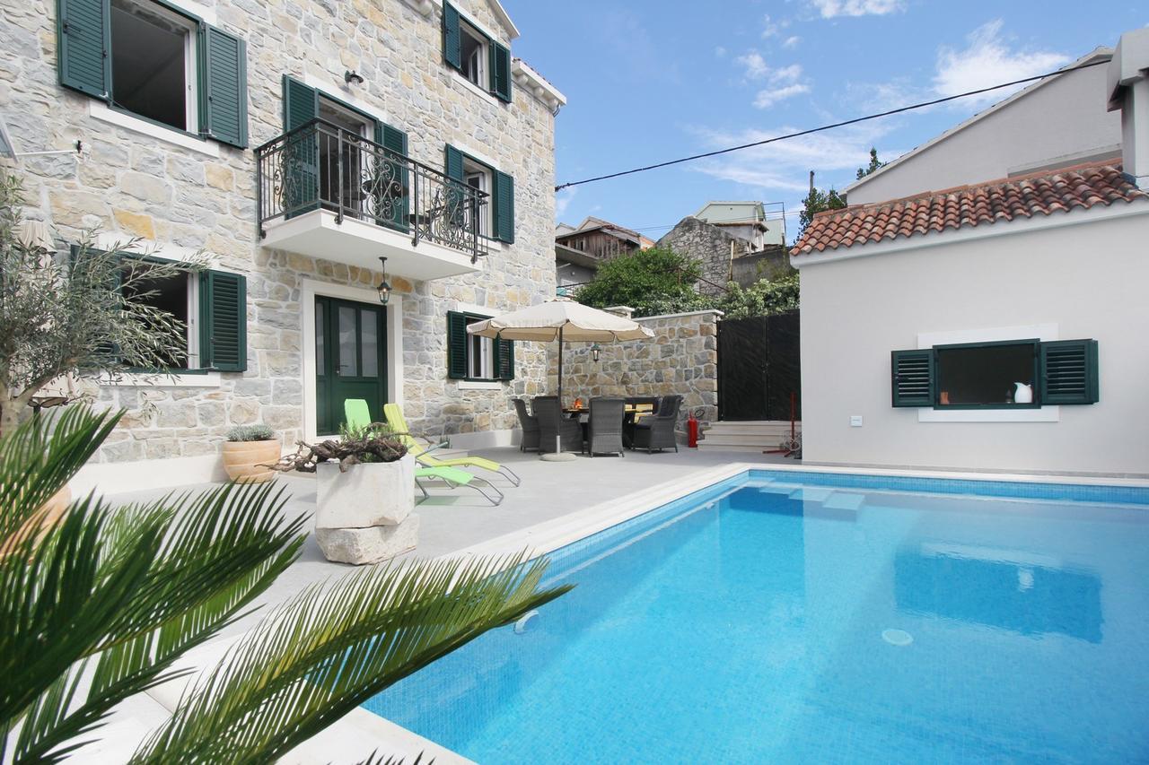 Villa Filipetti With Heated Pool Makarska Exterior foto